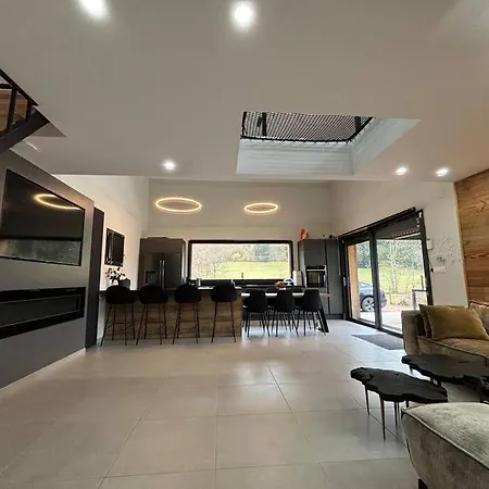 Chalet Moderne & Jacuzzi Privatif A Proximite De Gerardmer Rochesson